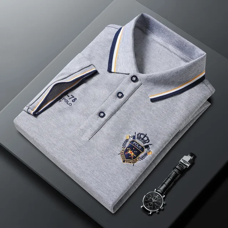 Klassisches Herren Poloshirt mit Wappen-Stickerei